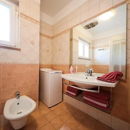 Giorgio - Fontana Apartman *